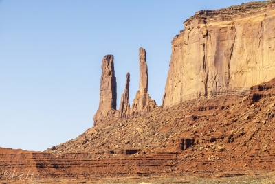 Three Sisters Monument Valley TP 2025